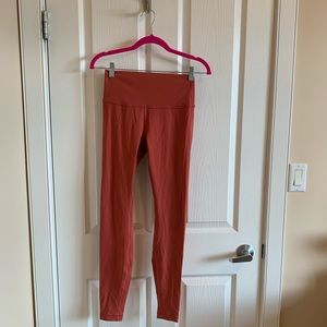 Lululemon Coral leggings